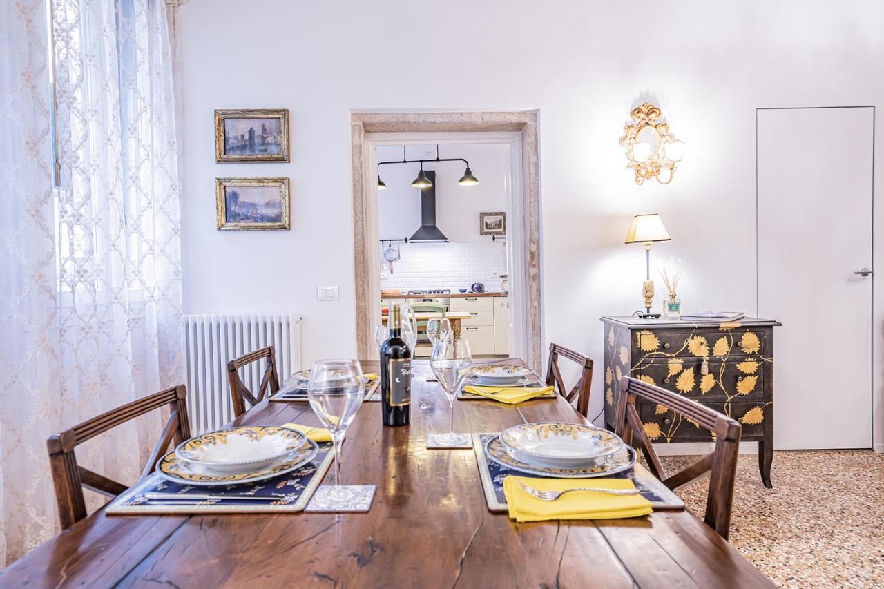 Ca' San Beneto Completely Refurbished In A Fabulously Central Area Venice Ngoại thất bức ảnh