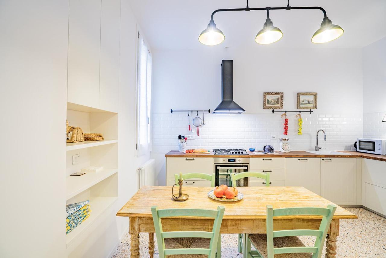 Ca' San Beneto Completely Refurbished In A Fabulously Central Area Venice Ngoại thất bức ảnh
