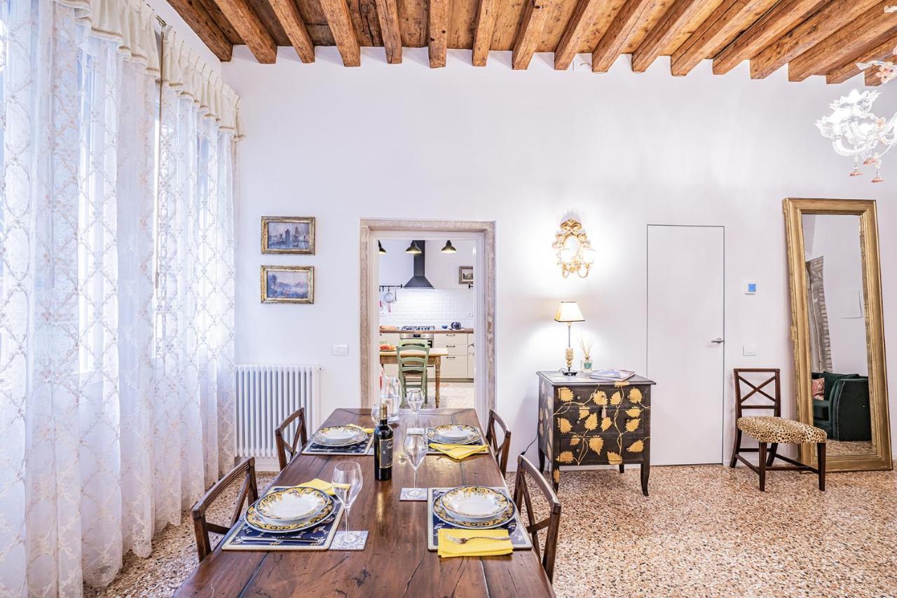 Ca' San Beneto Completely Refurbished In A Fabulously Central Area Venice Ngoại thất bức ảnh