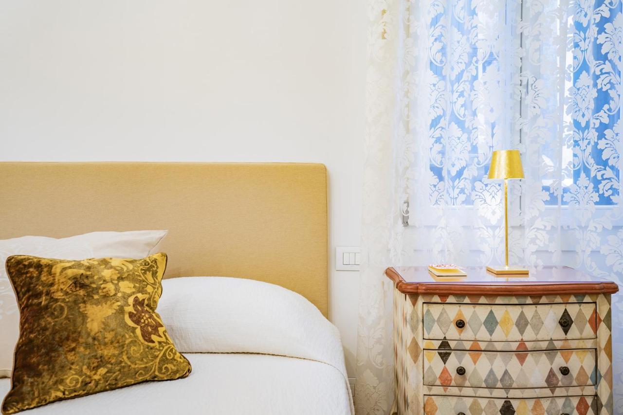 Ca' San Beneto Completely Refurbished In A Fabulously Central Area Venice Ngoại thất bức ảnh